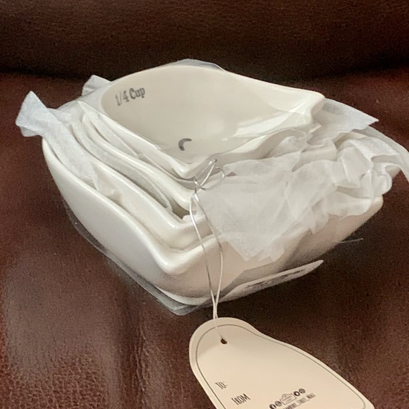 Halloween Ghost Measuring Cup Set - 10 Strawberry Street Whimsical Cupboard - Picture 11 of 12